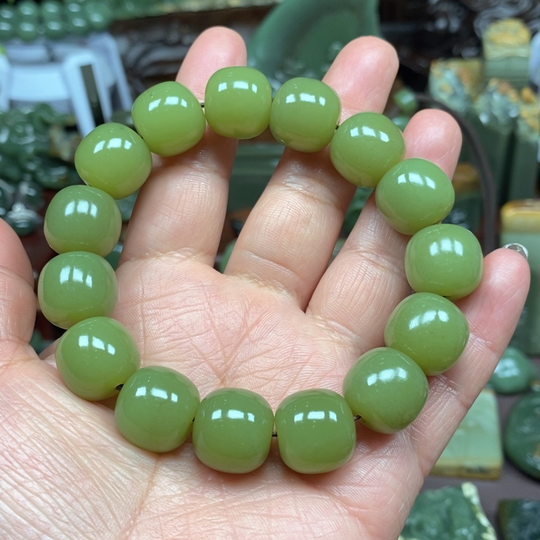 岫岩老玉（透闪石质玉）未镶嵌挂件