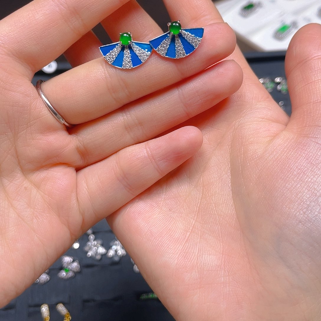 翡翠戒指银S925镶嵌耳钉