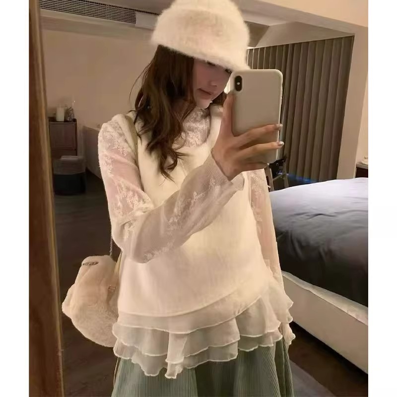 法式蕾丝提花打底叠穿荷叶边背心两件套2025冬季新款女甜美风套装