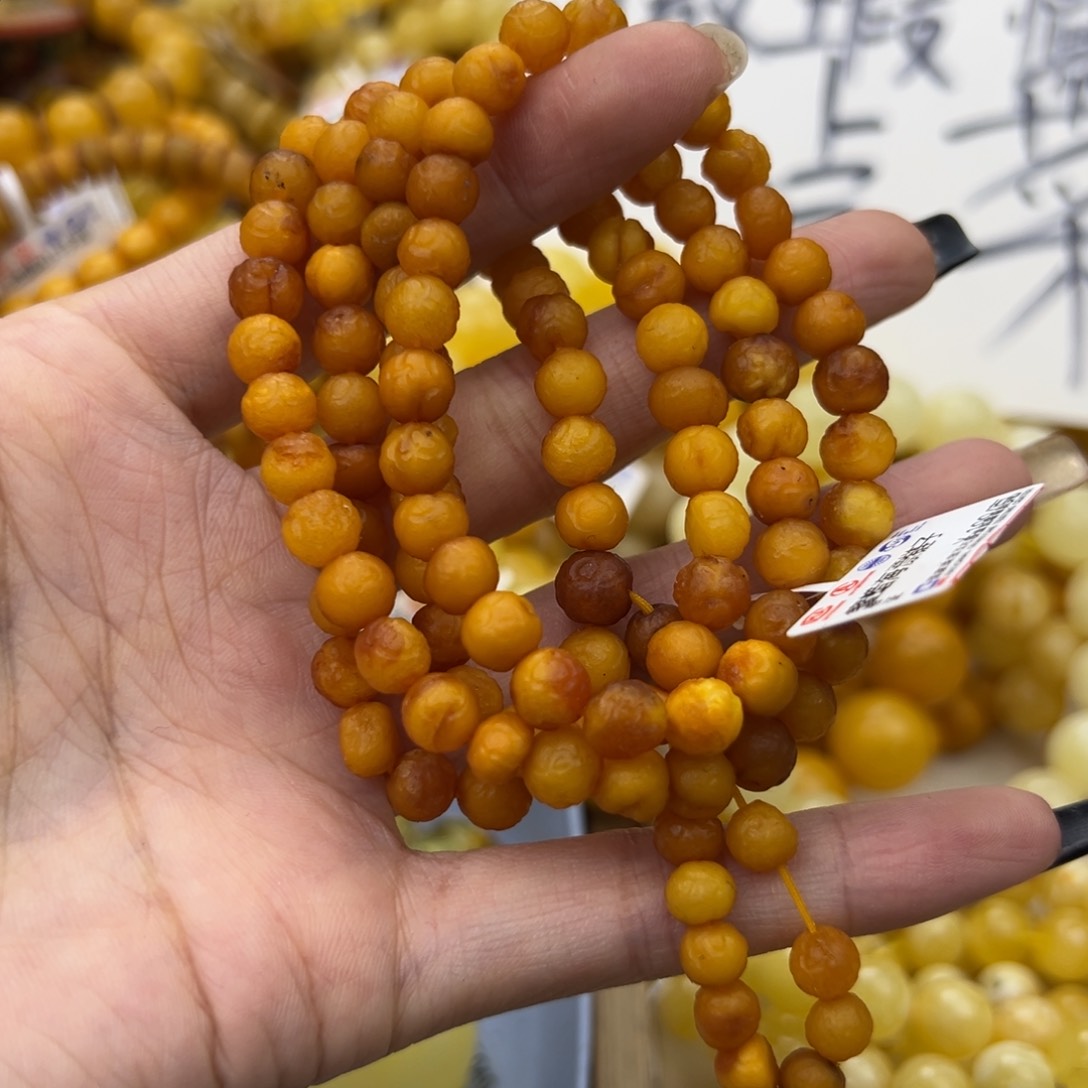 琥珀珠宝奇石未镶嵌