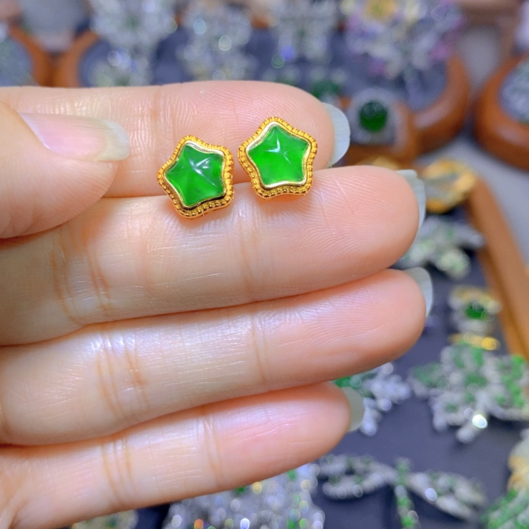 翡翠颈饰银S925镶嵌天然翡翠