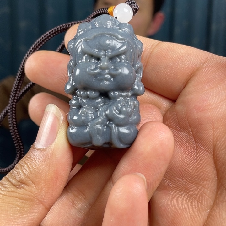 和田玉未镶嵌把件