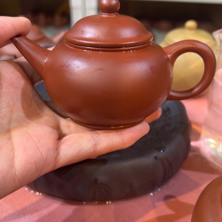 茶壶紫砂红皮龙水平150cc