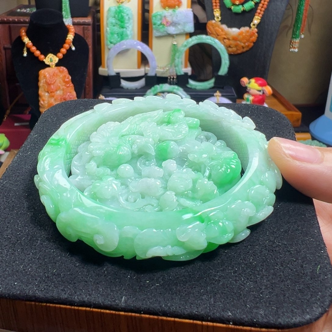 翡翠未镶嵌毛衣链冰绿套镯