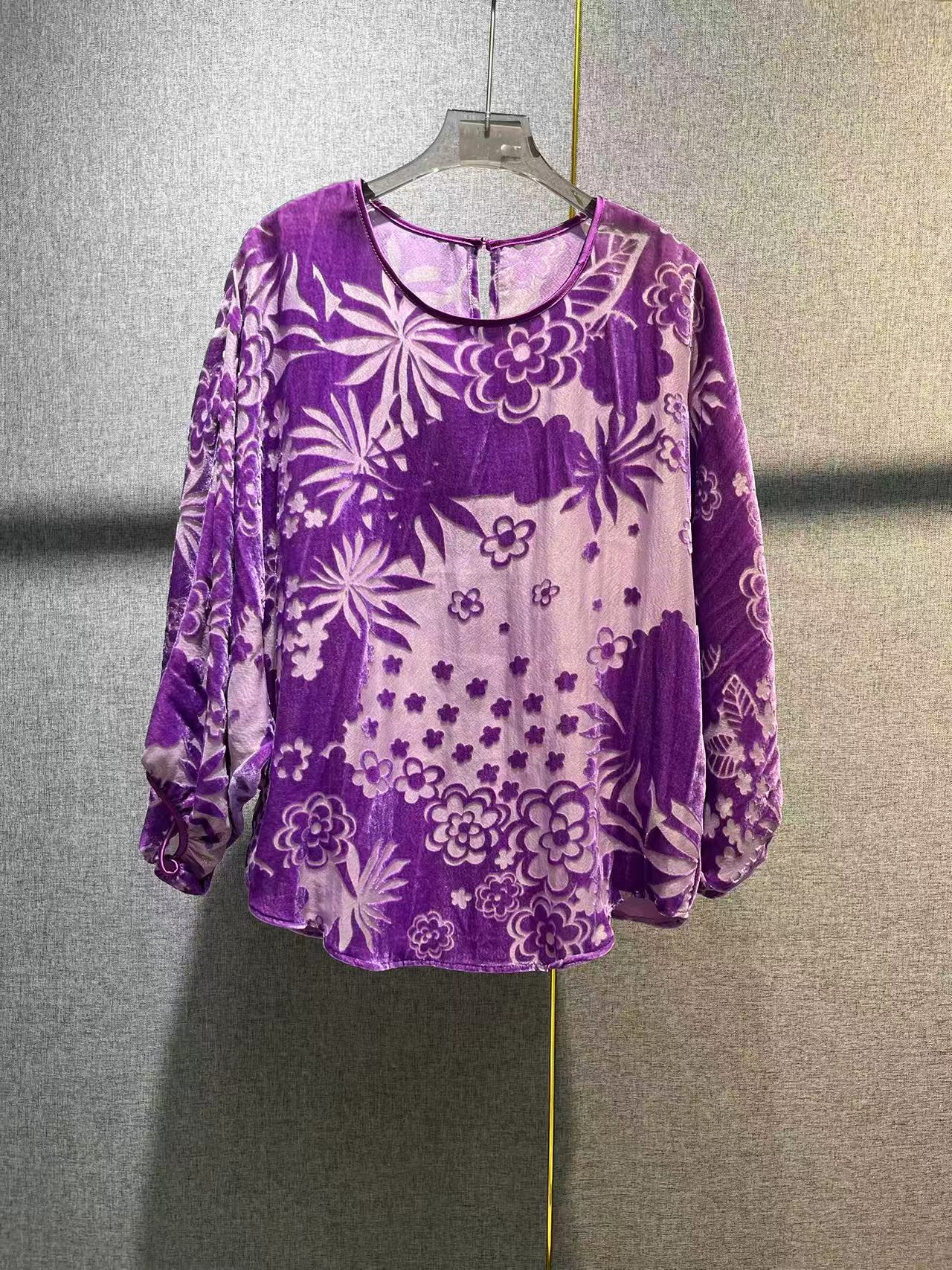 唯衣&真丝丝绒宽松时尚轻奢洋气减龄慵懒风紫色提花圆领小衫上衣