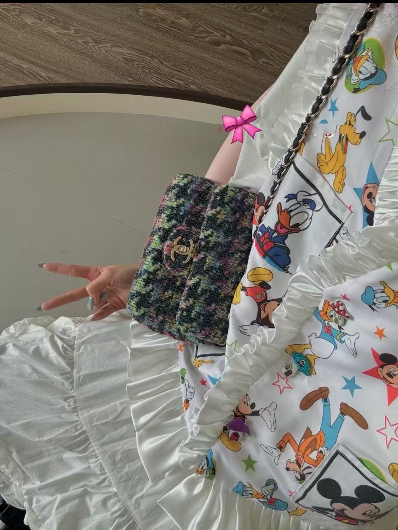 95新 Chanel/香奈儿 展会外场！彩色编织大mini cf包