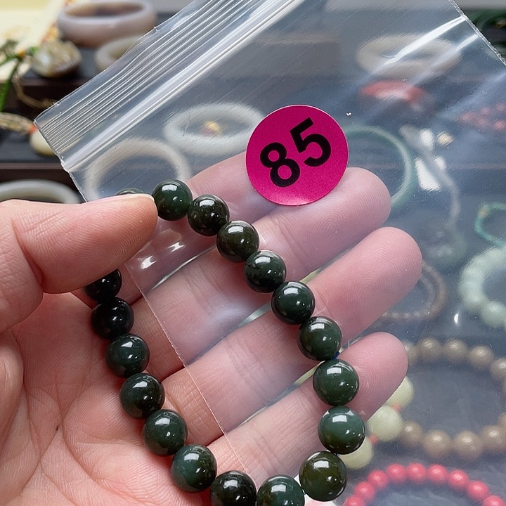 和田玉手串未镶嵌雨**光