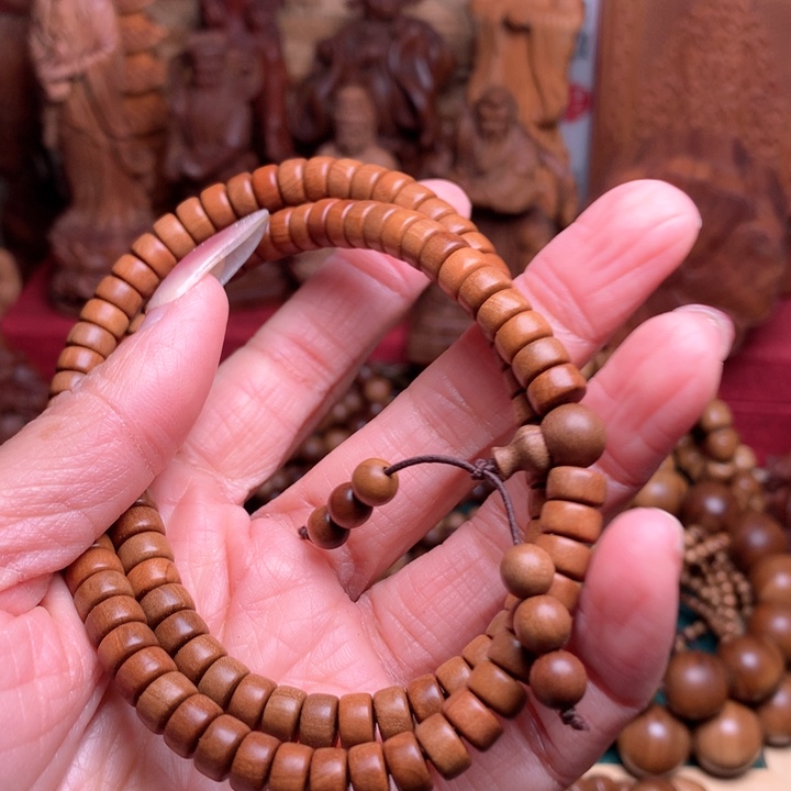 檀香木其他老山檀手把件奶香