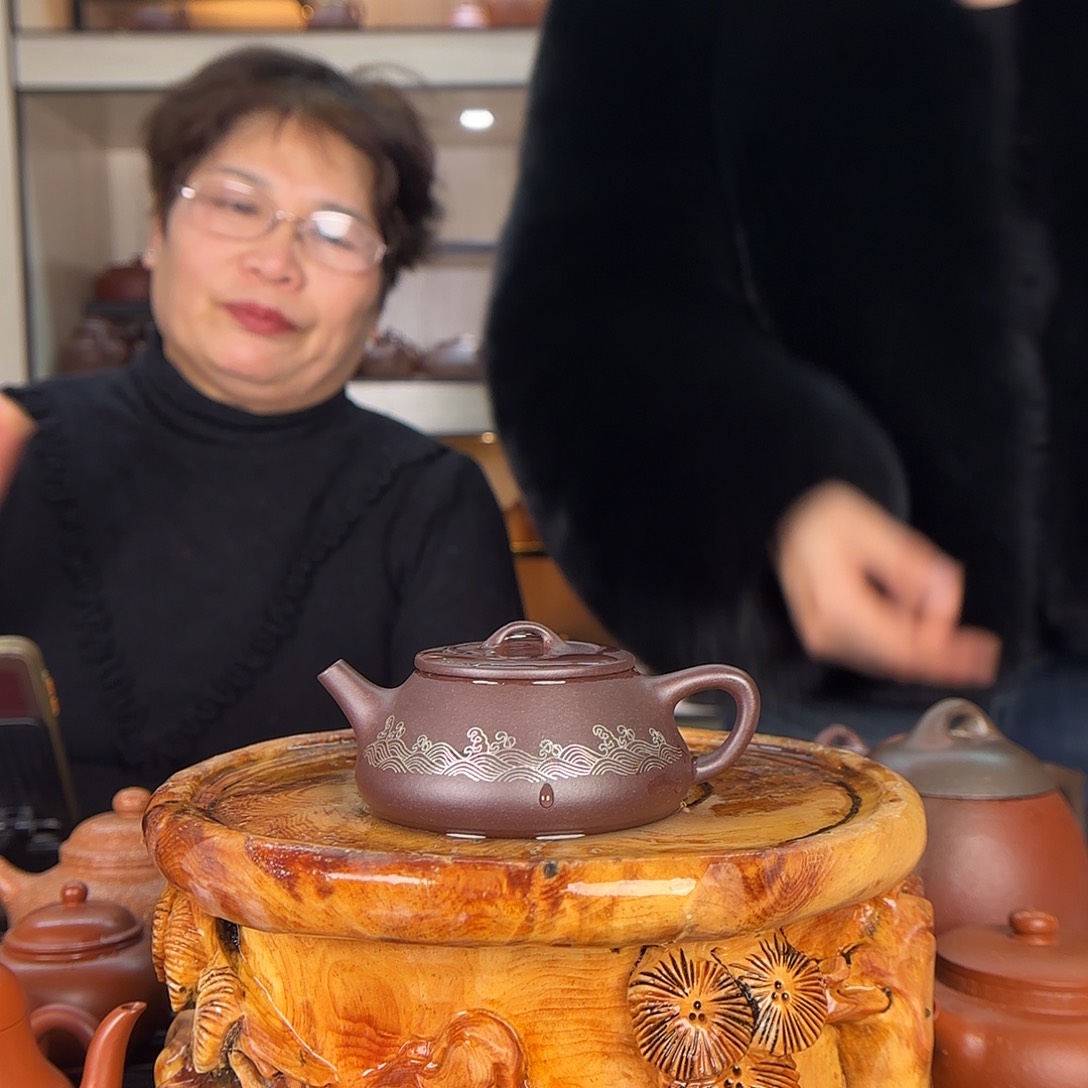 紫砂茶壶朱美琴老师