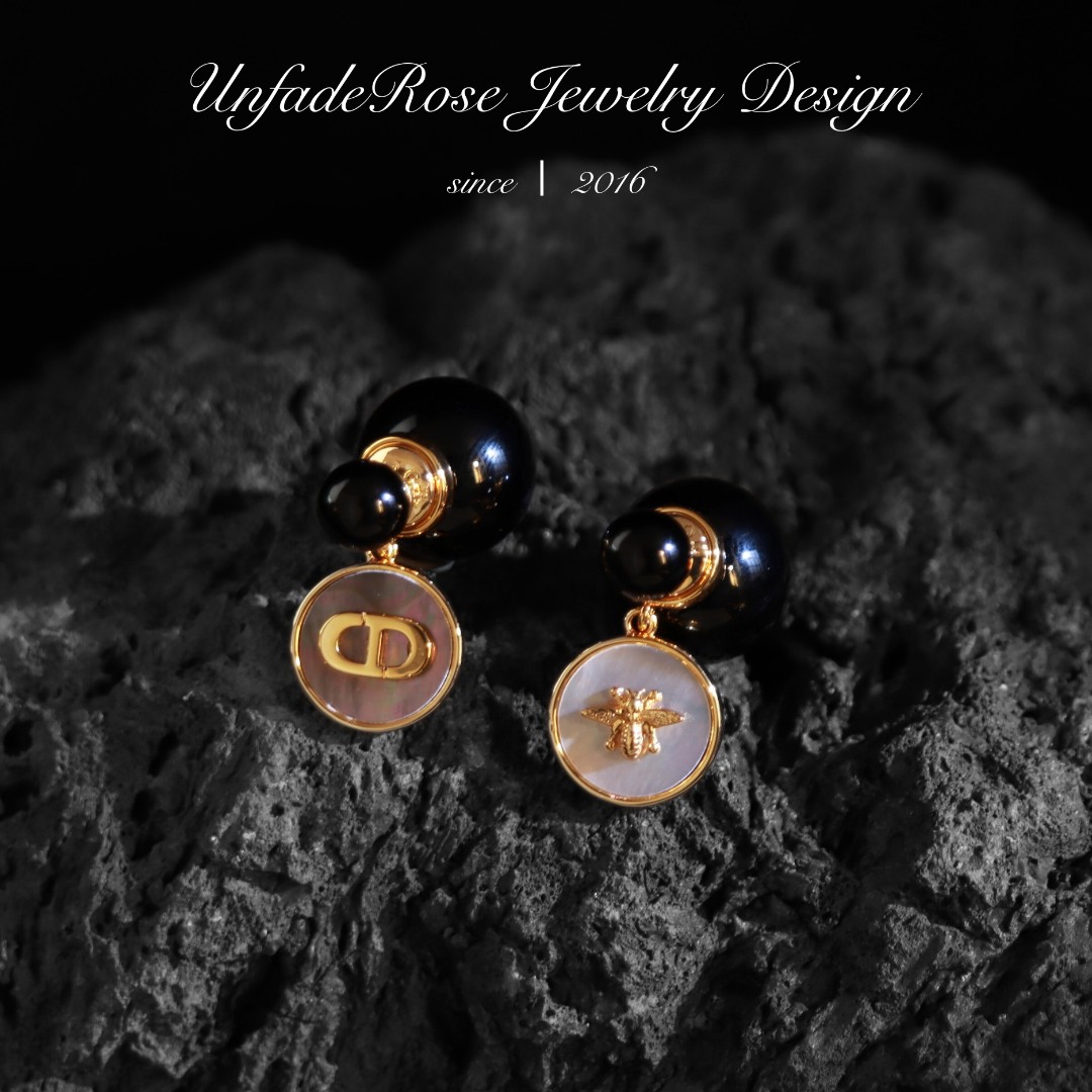 UNFADE ROSE  镀k金925银针黑色圆珠吊坠耳钉 F198J