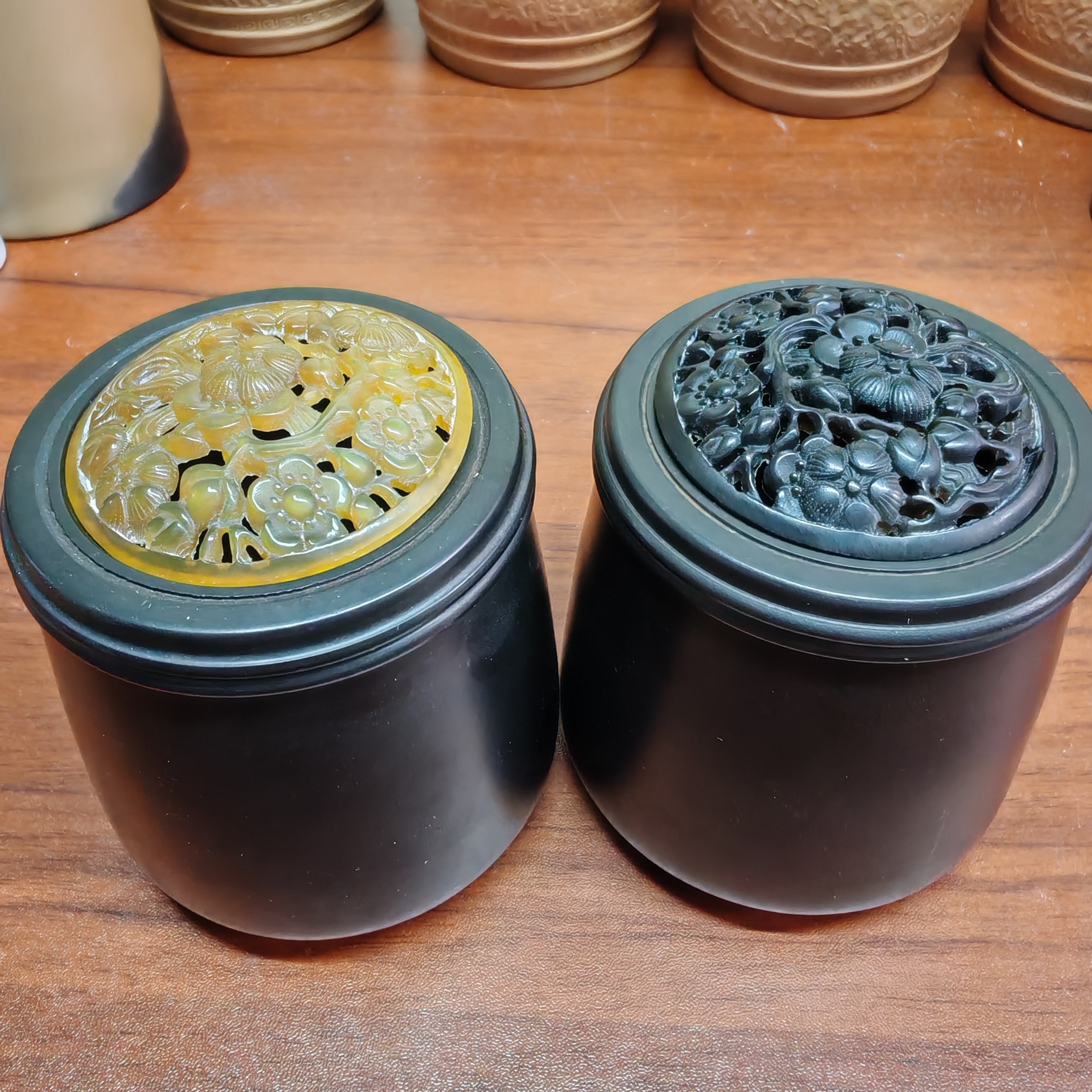 黑白虫叫罐牛角蒙心矮身