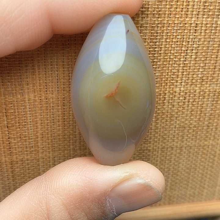 玛瑙/玉髓颈饰合金