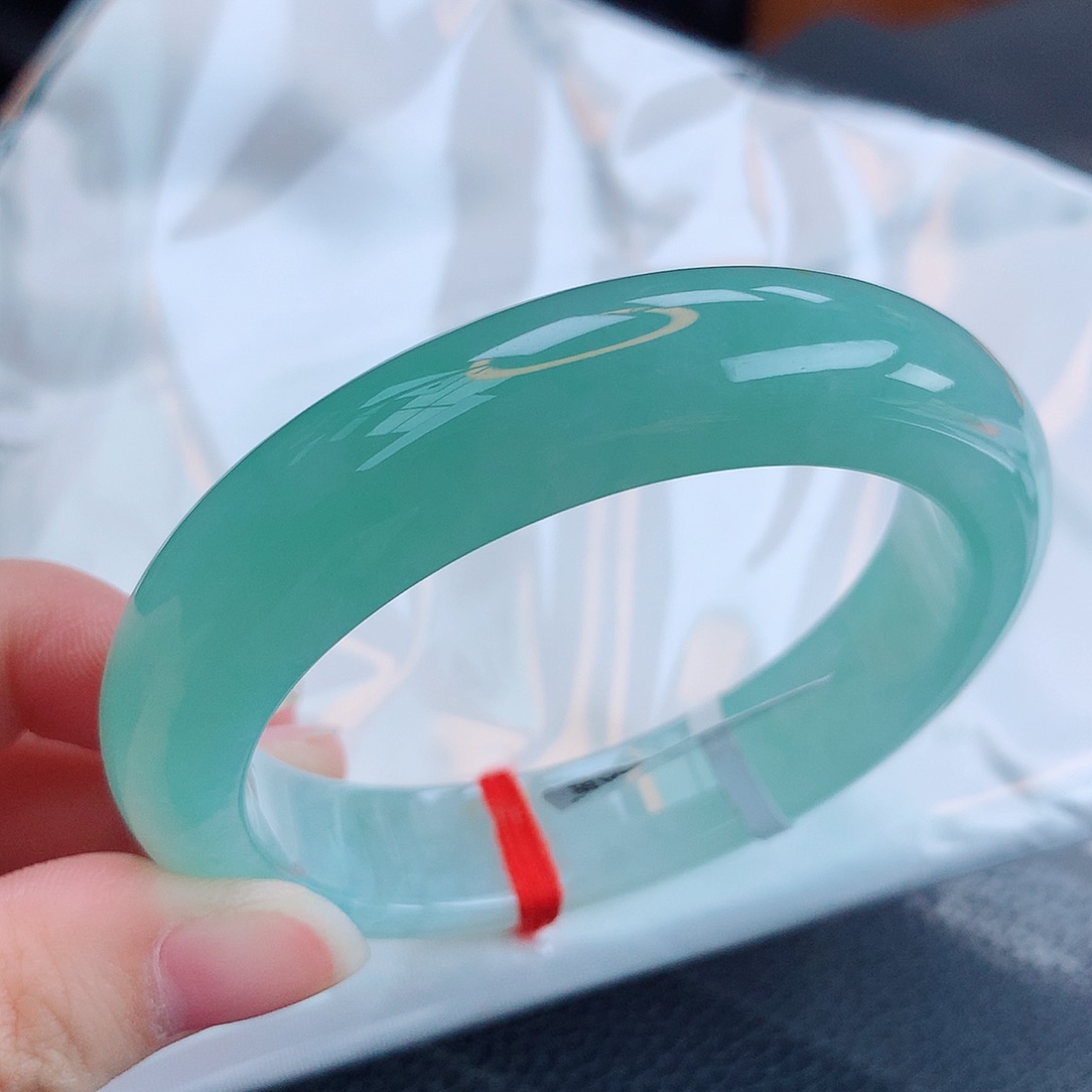 翡翠手镯未镶嵌缅甸天然翡翠a货