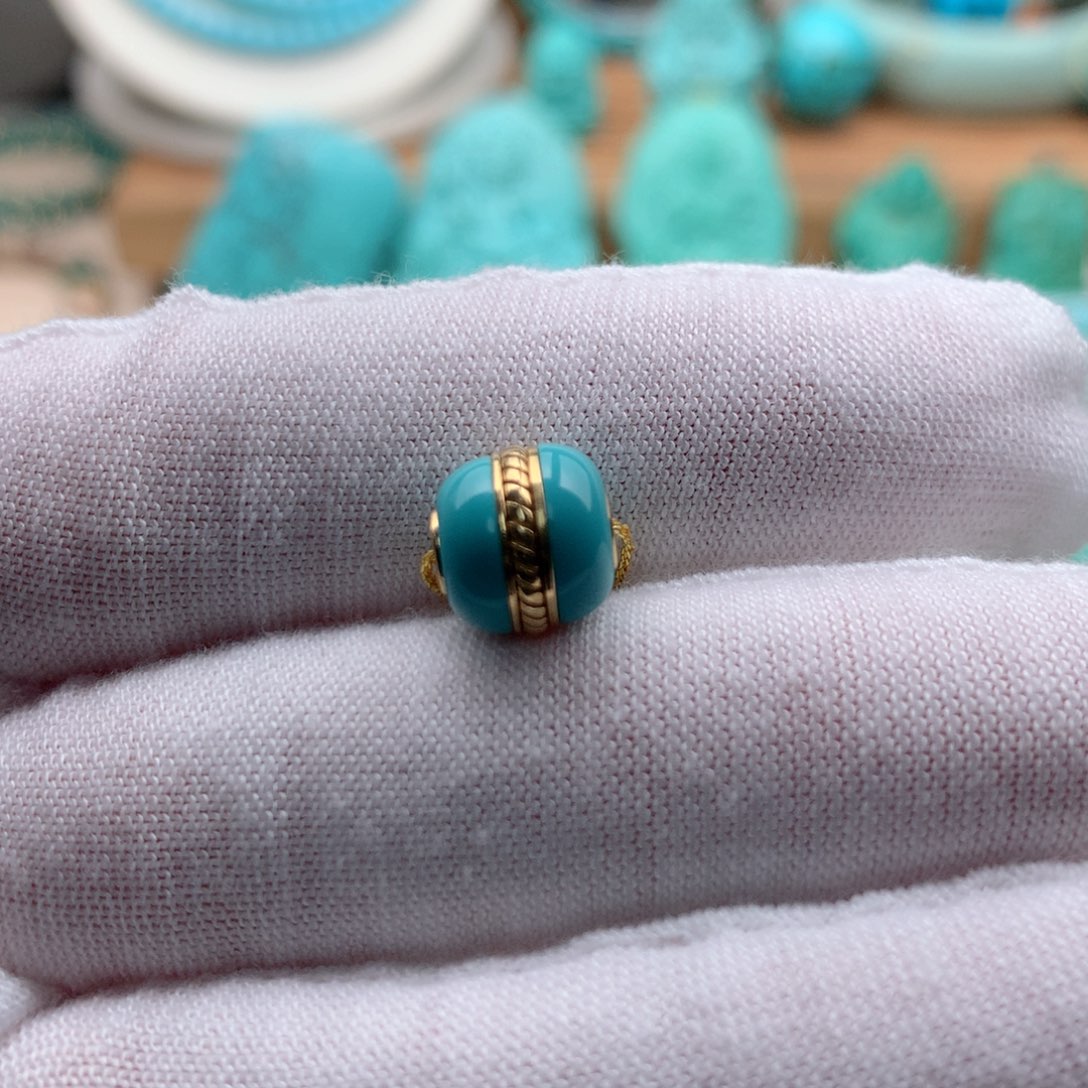 绿松石珠宝奇石18K金镶嵌