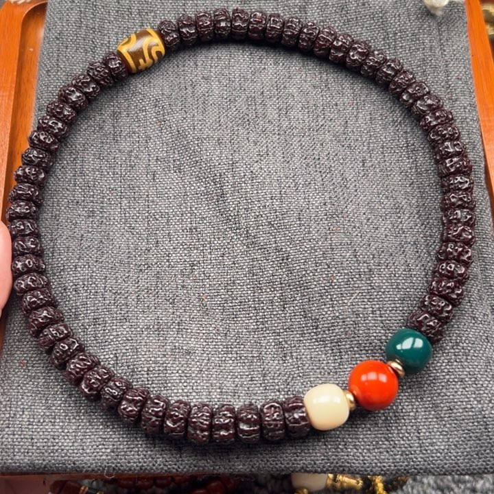 金刚菩提吊坠黑金