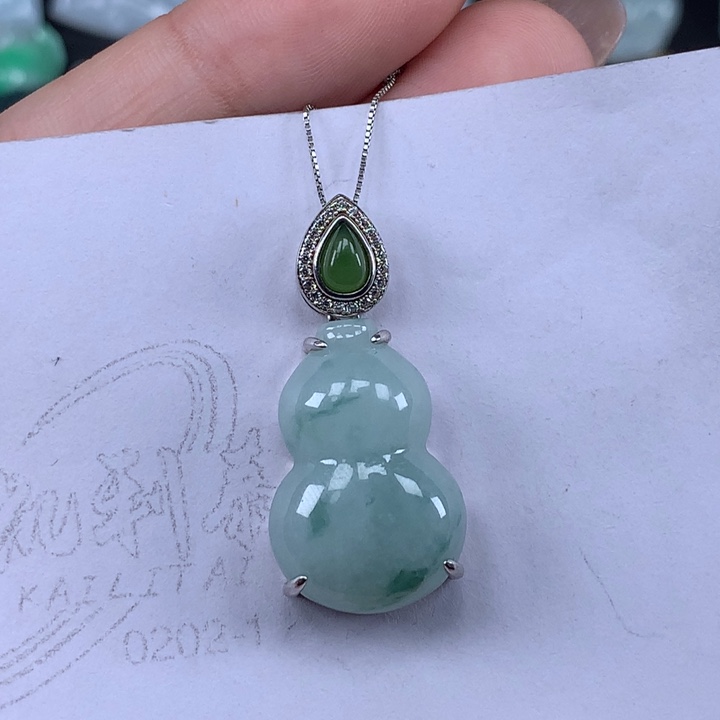 颈饰未镶嵌翡翠葫芦