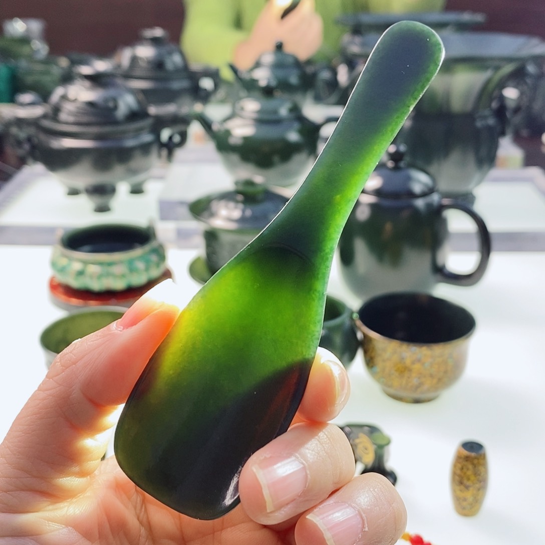 和田玉（青玉）摆件未镶嵌