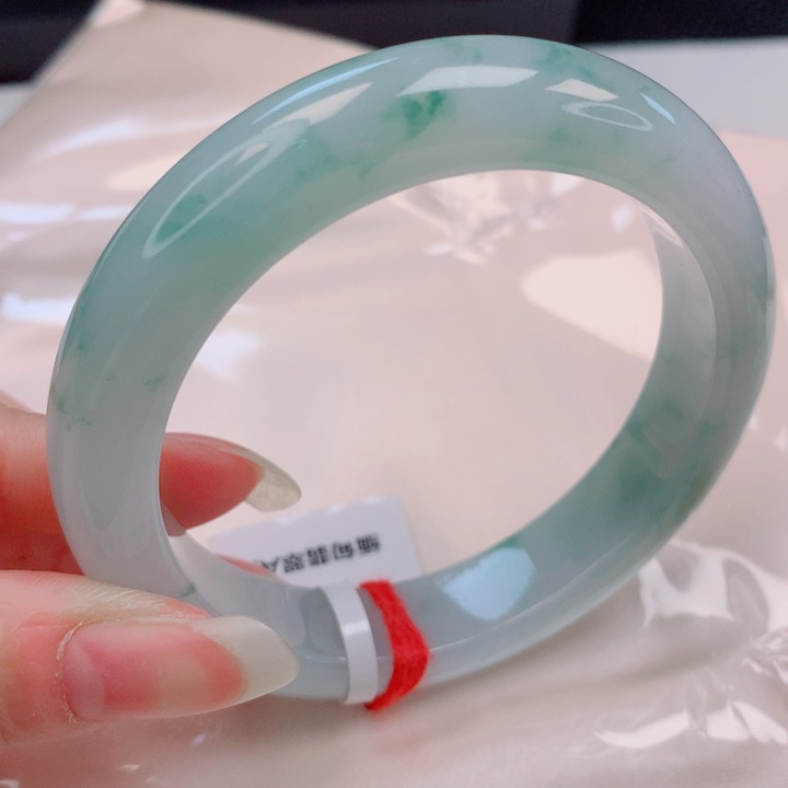 未镶嵌手镯翡翠56圈