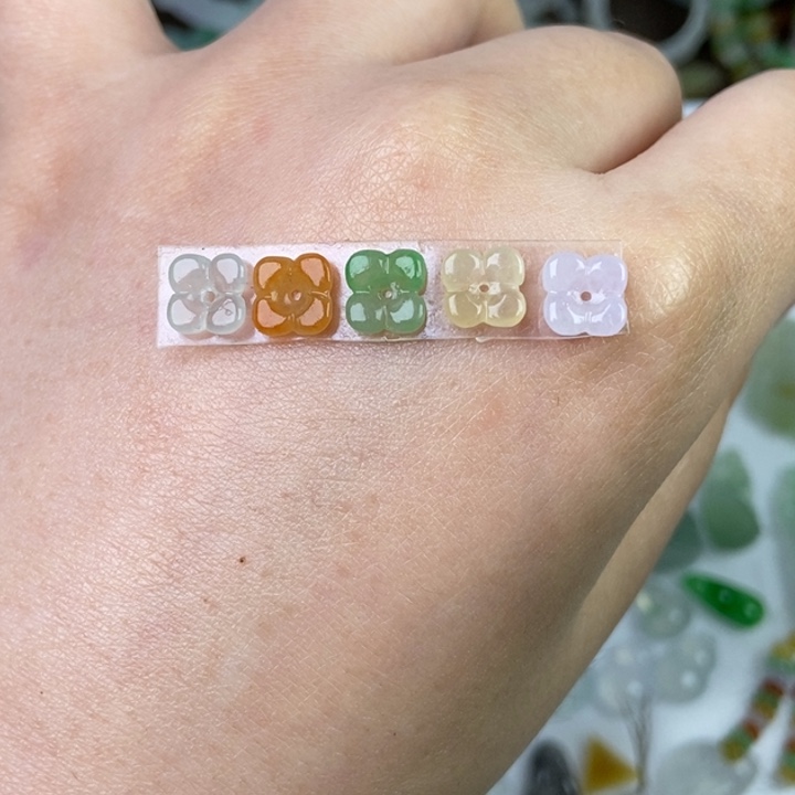 定制翡翠未镶嵌五彩