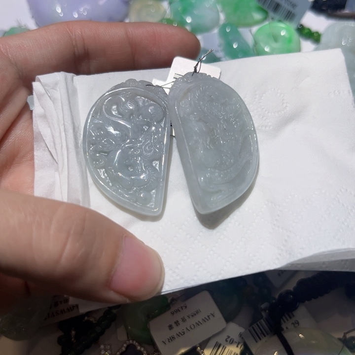 翡翠颈饰未镶嵌天然翡翠A货