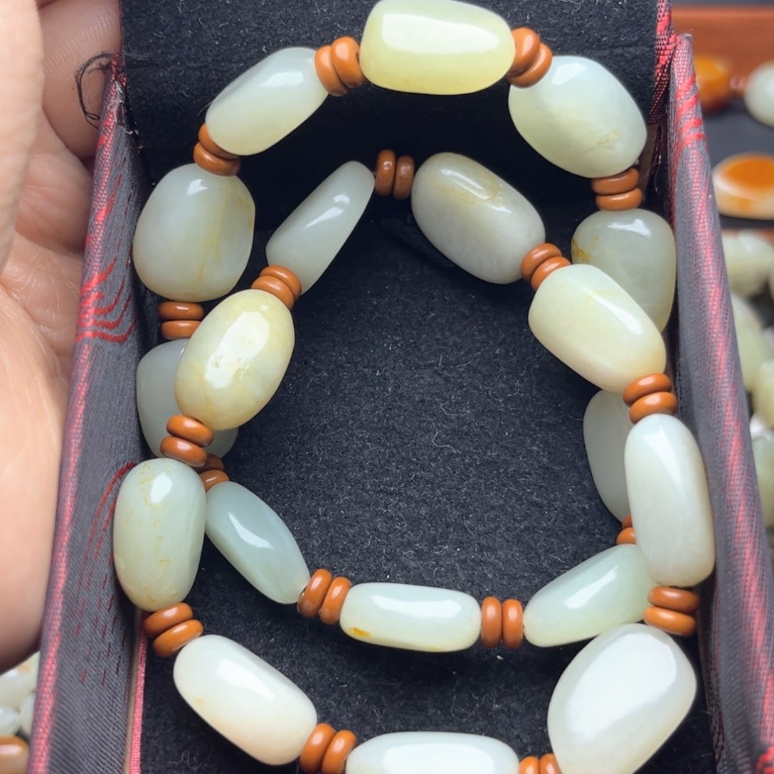 和田玉戒指未镶嵌