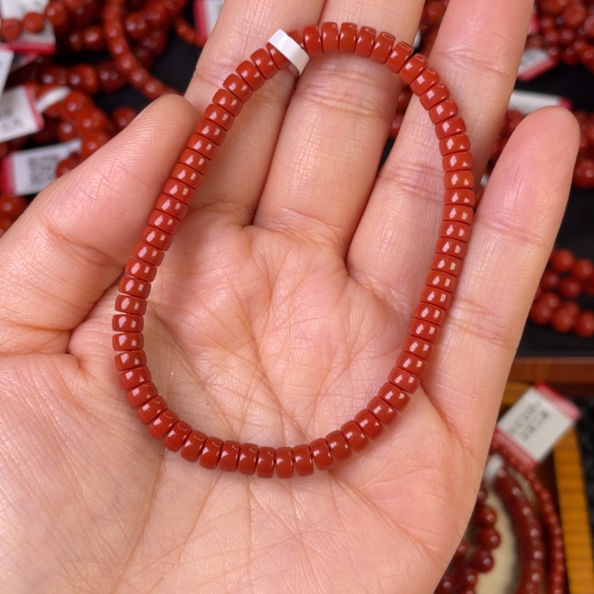 【闪购商品】南红玛瑙手链未镶嵌A****型满肉满色花