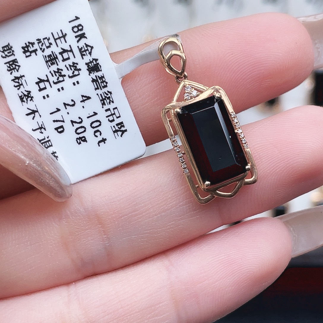 吊坠(不含链)碧玺18K金镶嵌