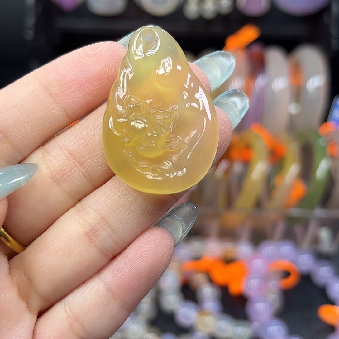 玛瑙/玉髓颈饰未镶嵌