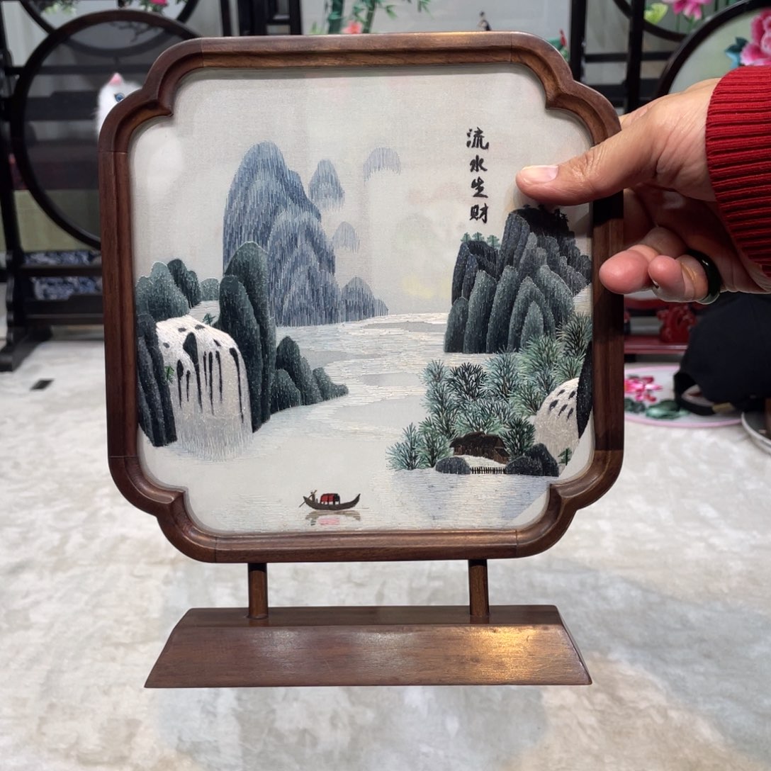 刺绣非遗传承双面绣摆件