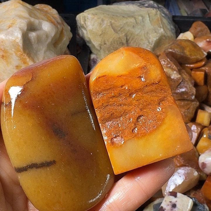 泰***哥寿山石寿山石的颜色