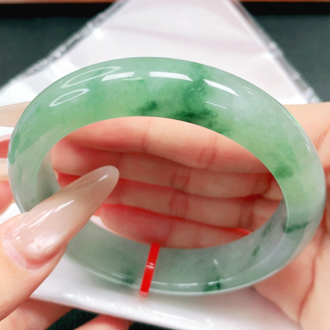 翡翠未镶嵌手镯58