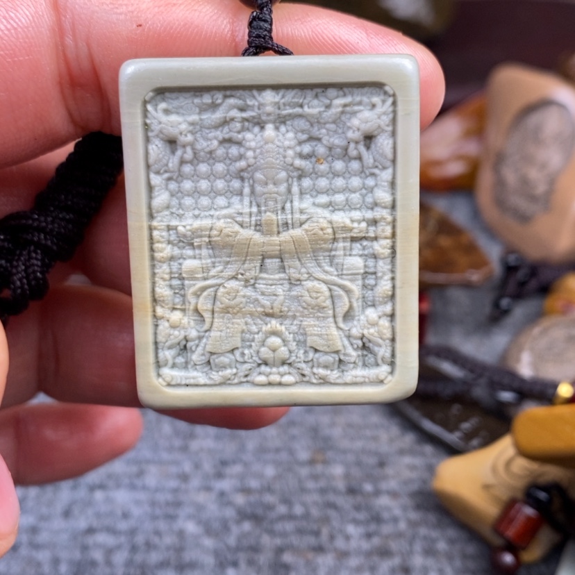 【闪购商品】原石雕刻手把件