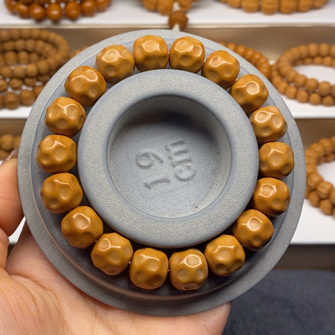 【闪购商品】猴头核桃手串奶酪13mm