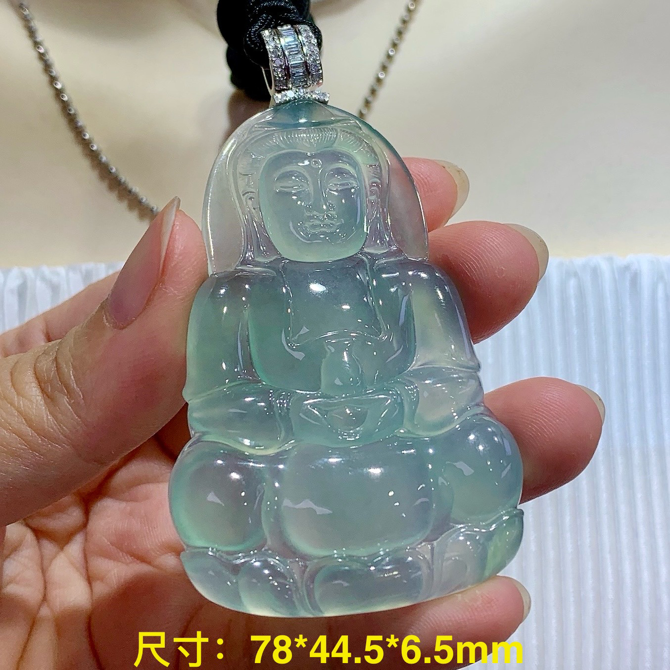 缅甸天然A货翡翠 老坑冰种起胶饱满大卡位冰透翡翠大观音吊坠