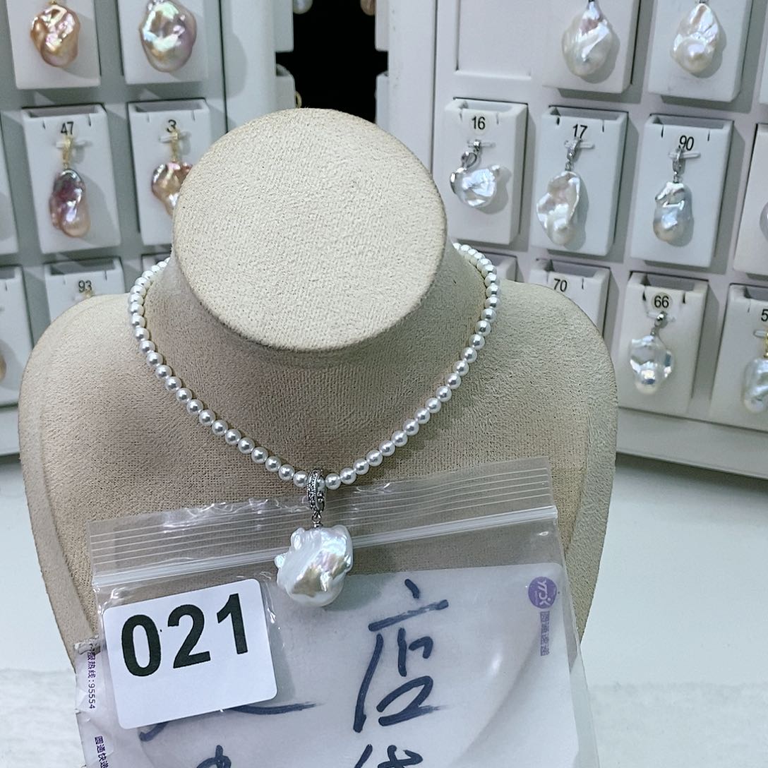 淡水珍珠颈饰合金