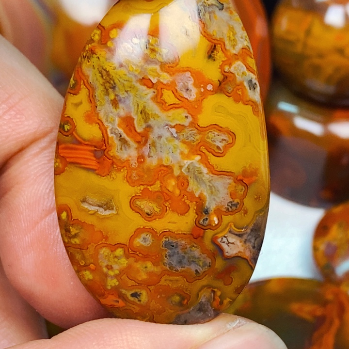 倚***眠玛瑙/玉髓未镶嵌玛瑙