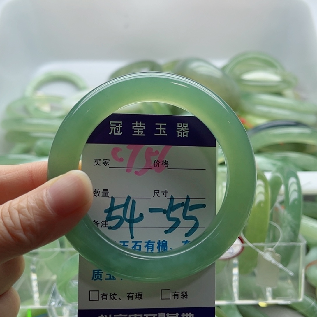 恬***乐蛇纹石玉未镶嵌手镯