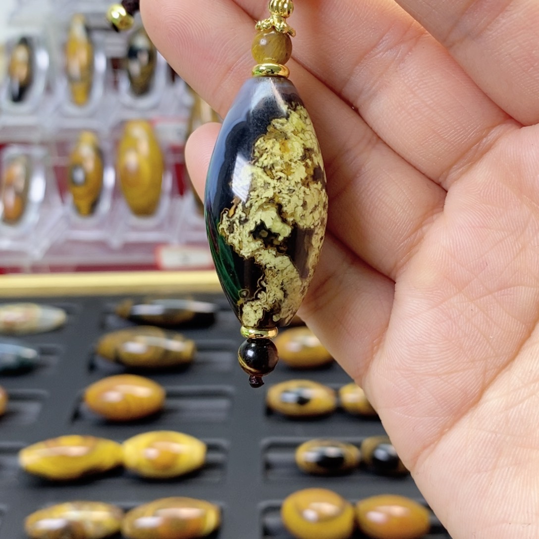 玛瑙/玉髓颈饰合金