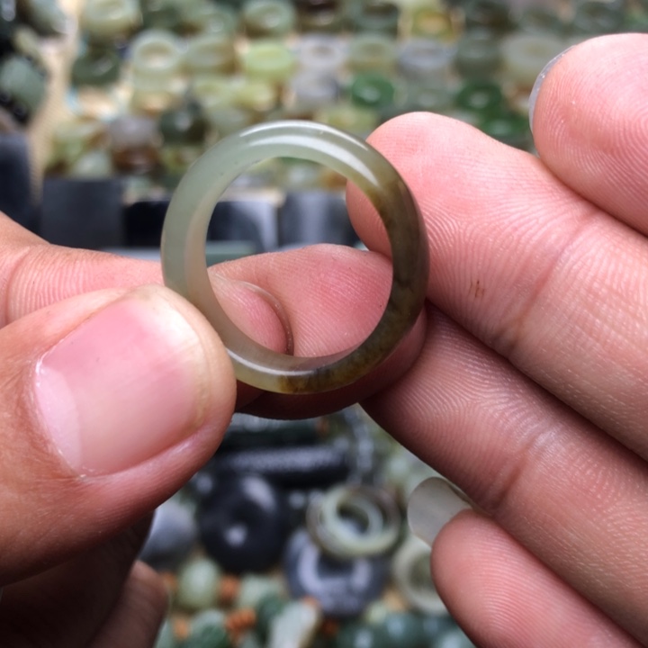 和田玉颈饰未镶嵌用****1