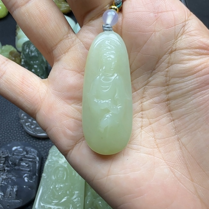 颈饰未镶嵌和田玉
