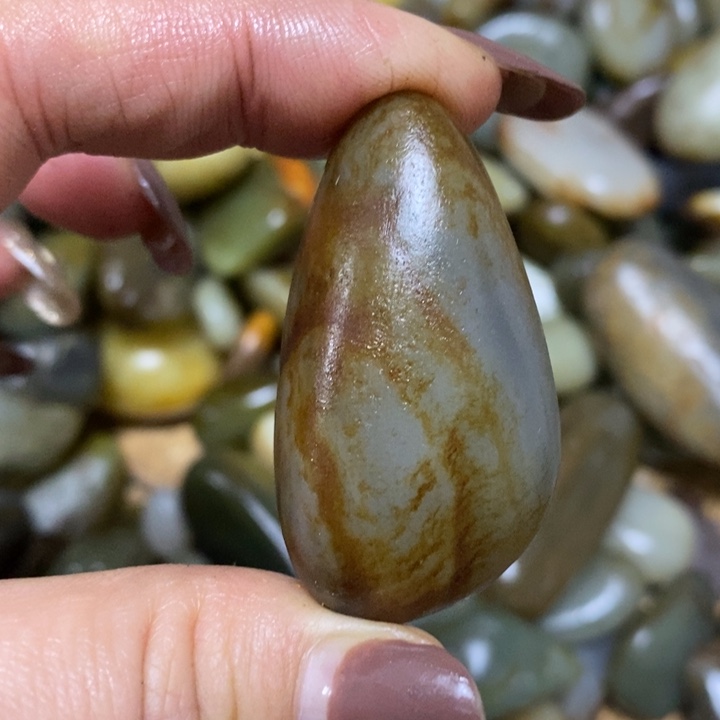 颈饰未镶嵌和田玉（糖玉）一**·