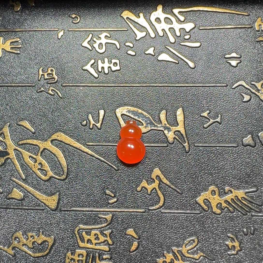 南红玛瑙未镶嵌冰红葫芦蛋面