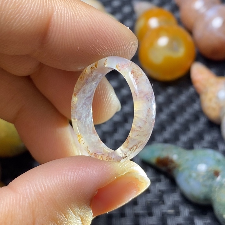 玛瑙/玉髓颈饰未镶嵌独*客