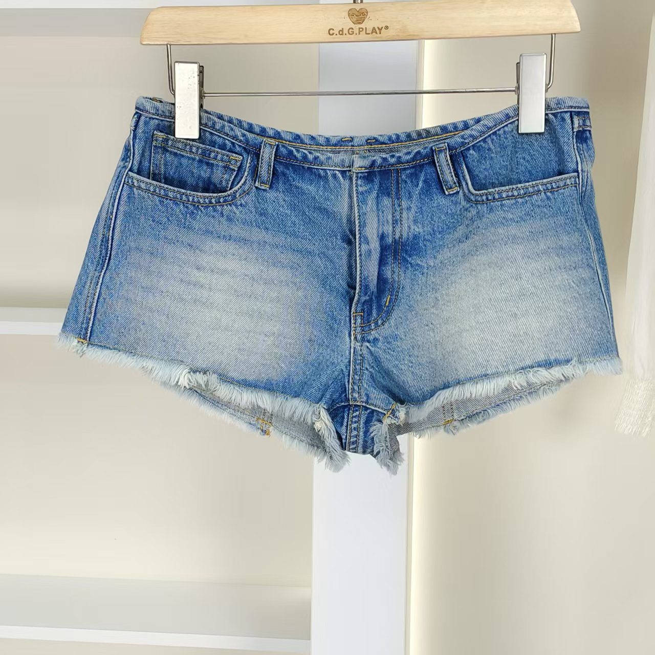 麦迪尚品【K】5042894 通勤百搭牛仔短裤夏季女装专柜撤柜正品