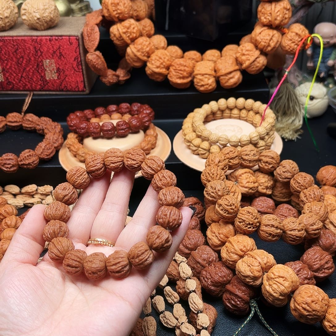 桐***业文玩核桃把件核桃手串