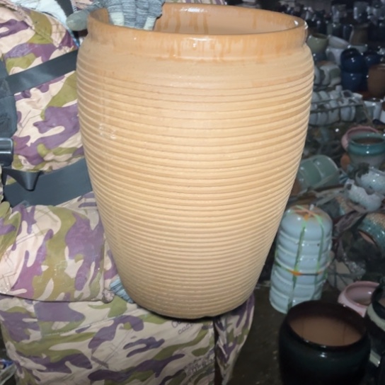 红陶口24高37瑕疵