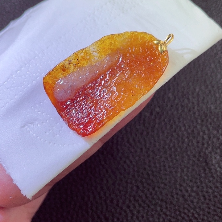 翡翠18K金镶嵌颈饰翡翠