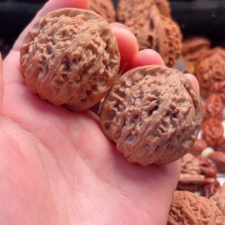 文玩核桃把件40尺寸太行闷尖