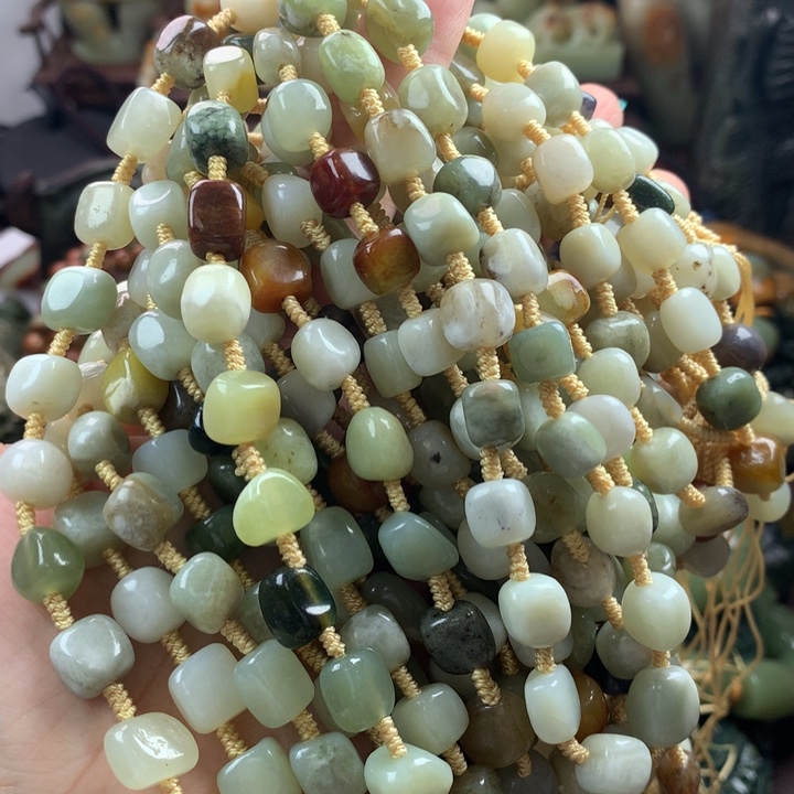 岫岩河磨玉（透闪石质玉）把件未镶嵌