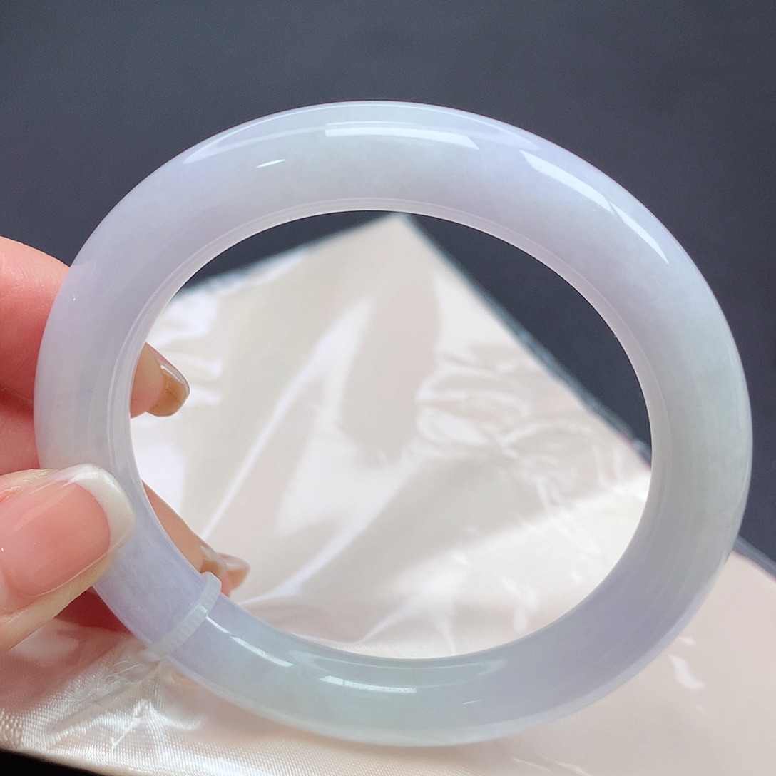 翡翠手镯未镶嵌07n n n n n n n